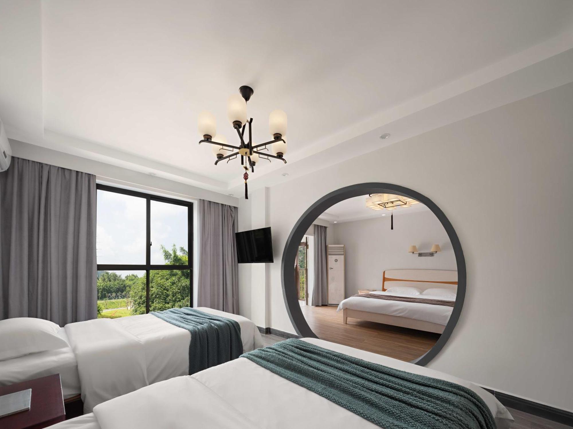 Serene Vale Inn Guilin-Free One Way Pick Up Service To High-Speed Railway Station For 2 Nights Exterior foto