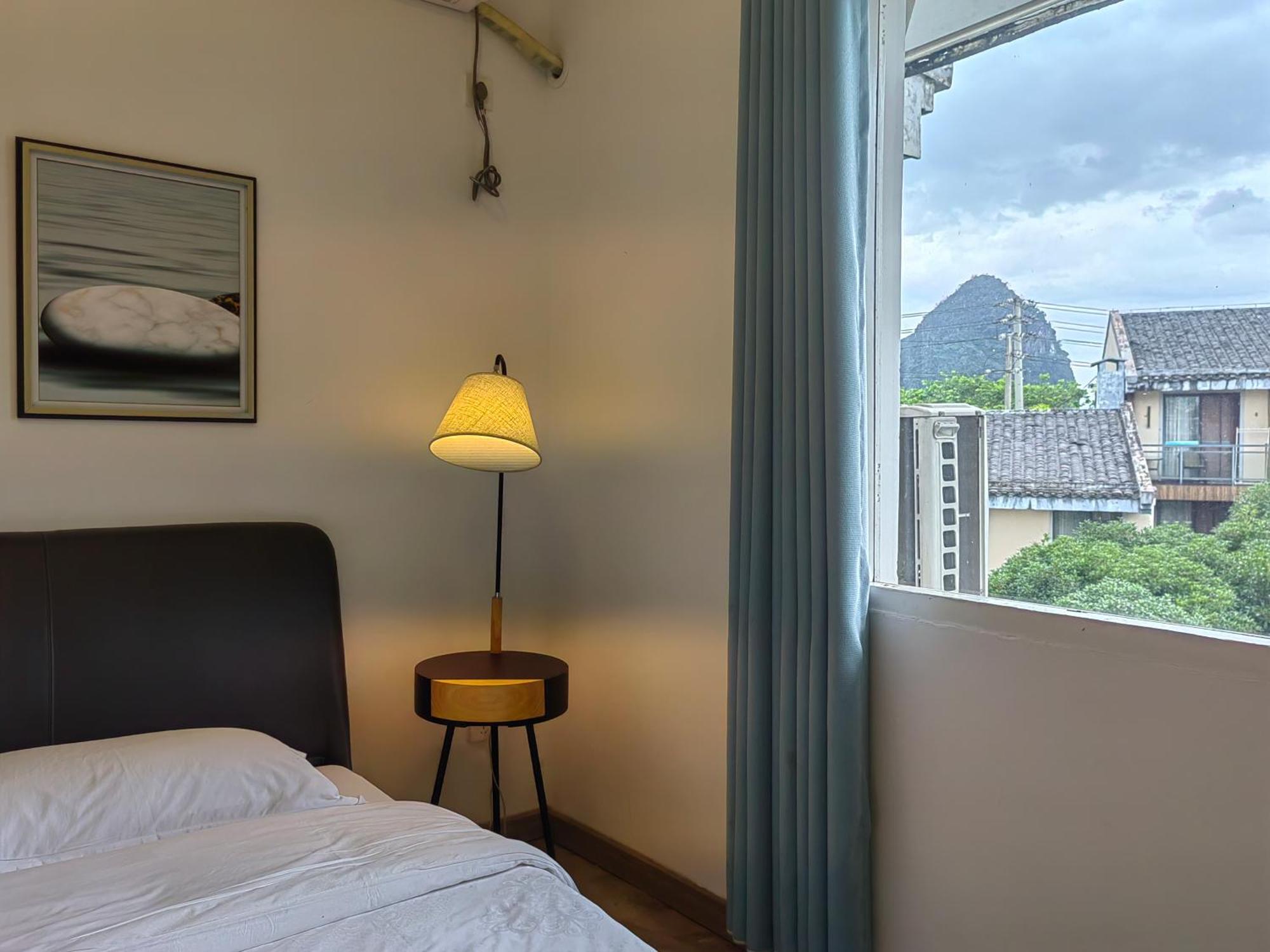 Serene Vale Inn Guilin-Free One Way Pick Up Service To High-Speed Railway Station For 2 Nights Exterior foto