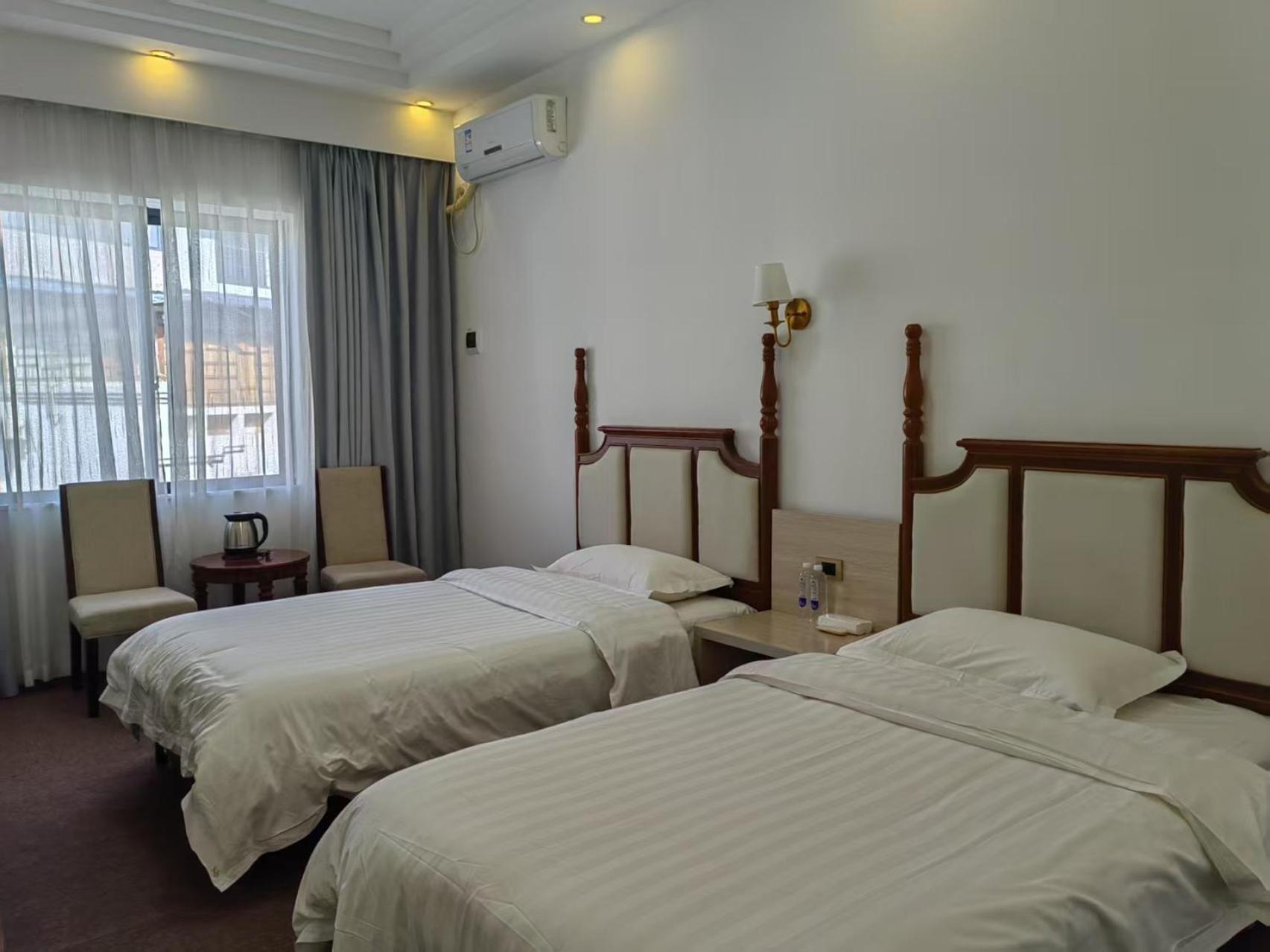 Serene Vale Inn Guilin-Free One Way Pick Up Service To High-Speed Railway Station For 2 Nights Quarto foto